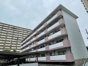 南港厚生年金共同住宅3号棟の物件外観写真